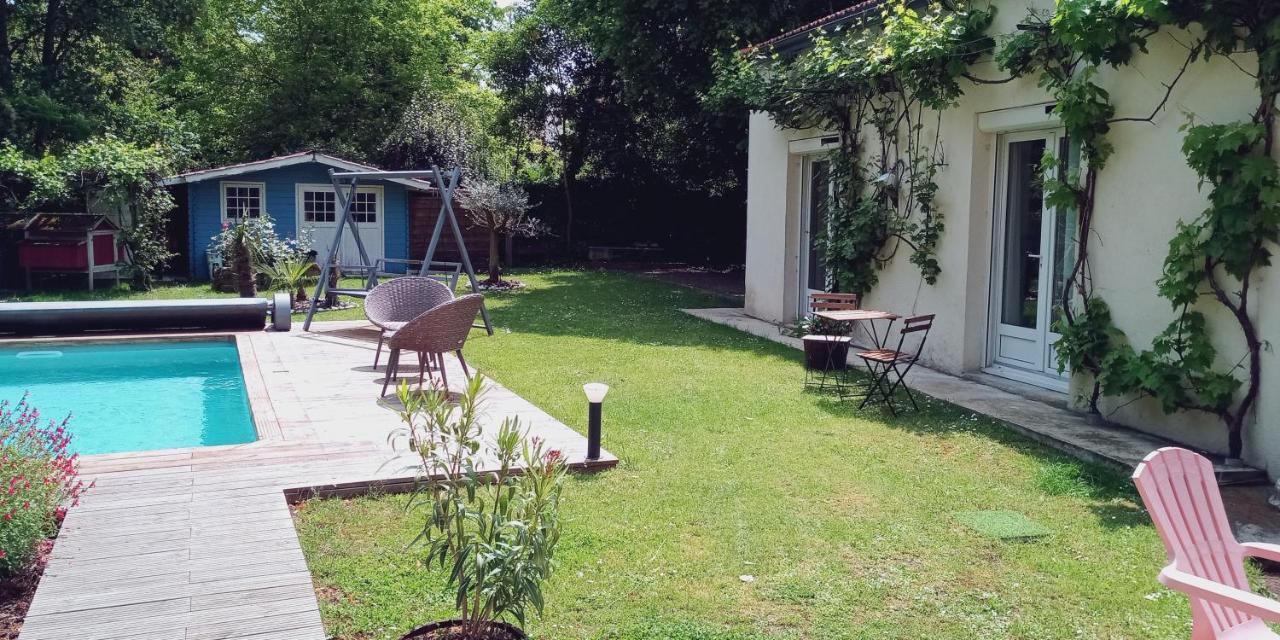 Merig'Home Chambre Bd Climatisee Dans Maison Avec Piscine Au Calme En Ville, Sdb & Toilettes Prives Angouleme Exterior photo